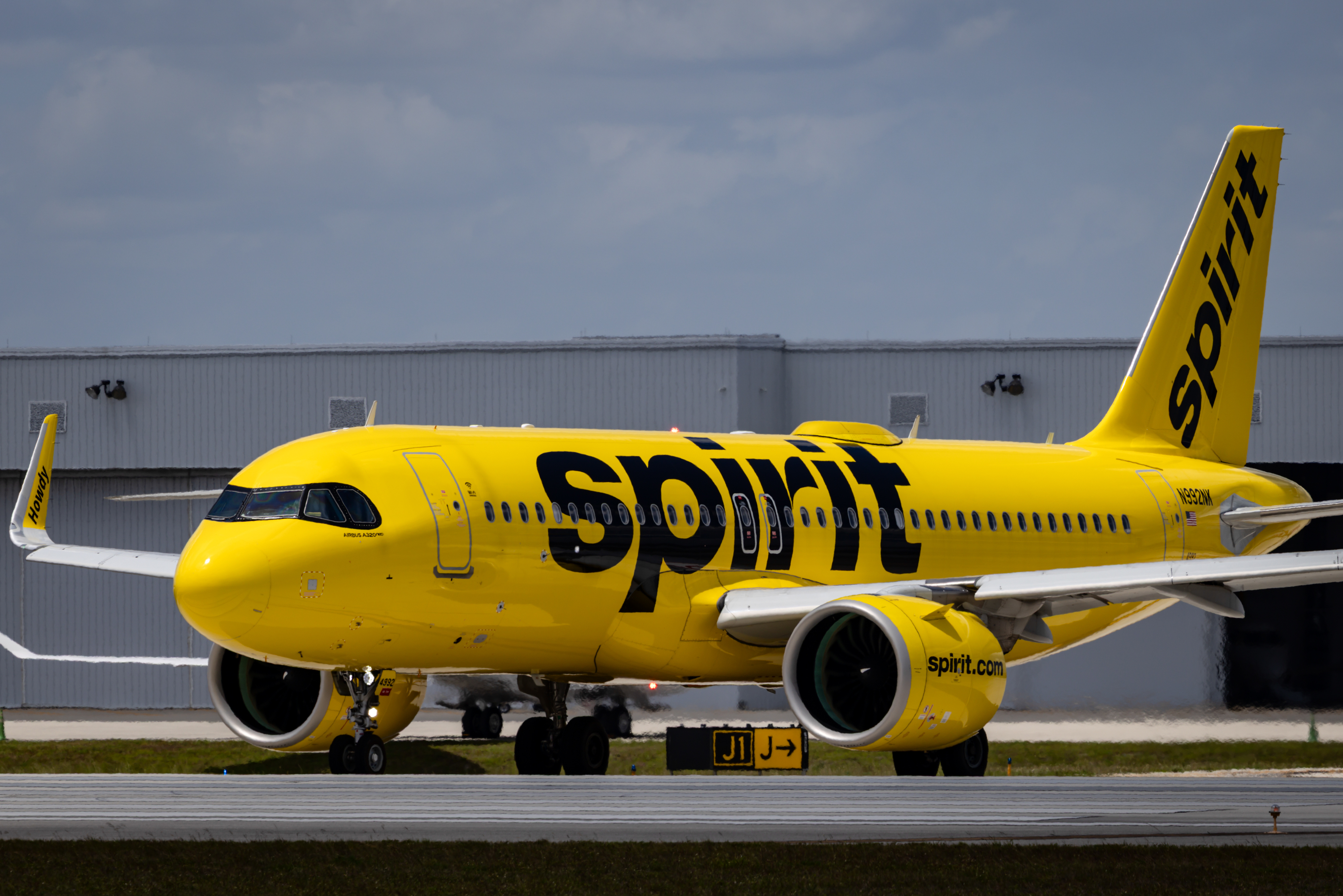 Spirit Airlines Cancels All Flights Amid Major Financial Issues